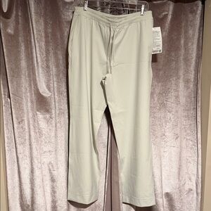 Lululemon Straight Leg Bone Color MR Luxtreme Pants Regular  Size XL